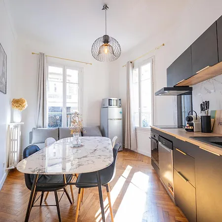 Grand 2p 52m2 Centre Nice-gare 3min-clim-6 Pers-plage 8min